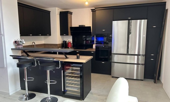 Bussy-Saint-Georges House | Villa-appartement Proche de Dysney Land Paris