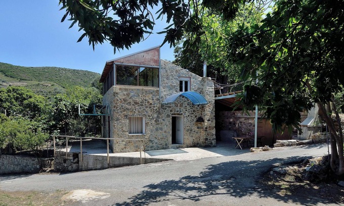 Strovles House | Villa Areti - A Cottage in the Cretan Nature