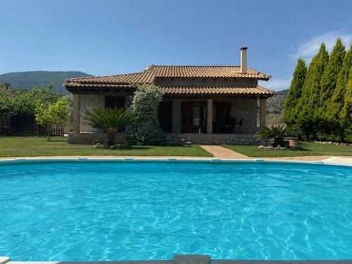 Melissopetra Villa | Villa Argie