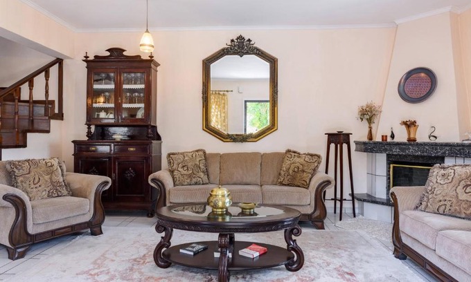 Corfu Town Villa | Villa Armeni by CorfuEscapes