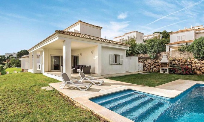 Coves Noves Villa | Villa Arual