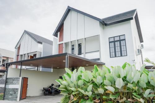 Sleman Villa | Villa Asana Kolam Renang Private