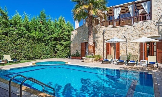 Asteri Villa | Villa Asteri Pool Sea View Stone Villa 4BR