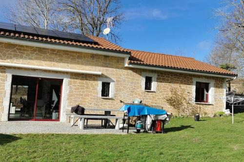 Saint-Genes-la-Tourette Villa | Villa avec tout le confort dans le livradois forez