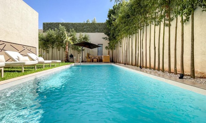 Annakhil Villa | Villa AZUR - piscine chauffée sans vis-à-vis à Marrakech