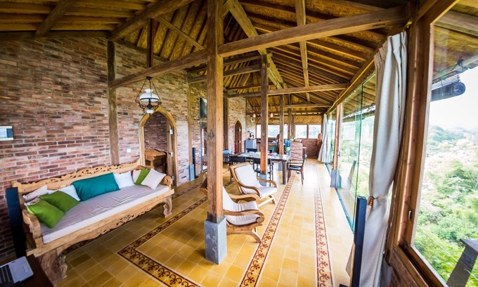 Watukarung Villa | Villa Batu Hill is a traditional style Limasan house.