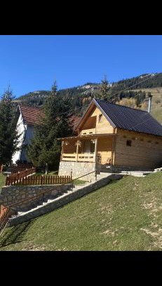 Komoran Villa | Villa Besi Bogë-Rugovë