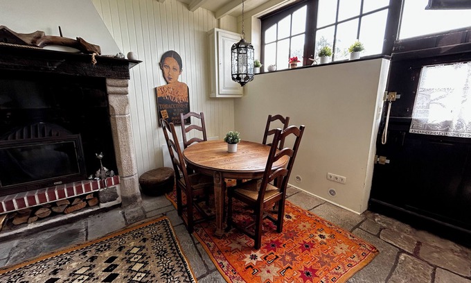 Veules-les-Roses House | Villa Bethléem - Restored thatched cottage with sea views
