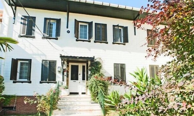 Anadolu Kavagı Mahallesi Villa | Villa Bosphorus Konak