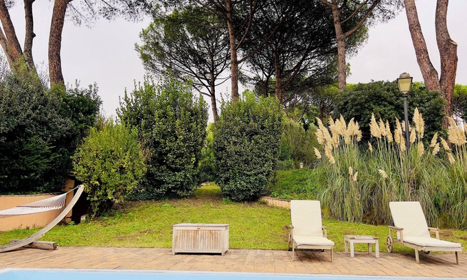 Quartiere XX Ardeatino House | Villa Bovari - Stupendous House inside a Historic Villa on the Appia Antica