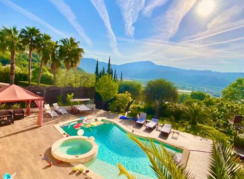 Saint-Jeannet Villa | Villa Canarias