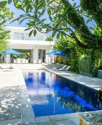 Batubelig House | Villa Capil