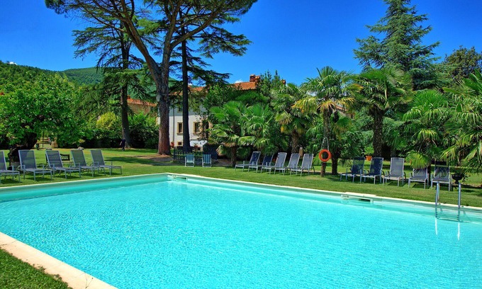 Capolona Villa | Villa Capolona - Villa Rental with swimming pool in Casentino Valley, Tuscany