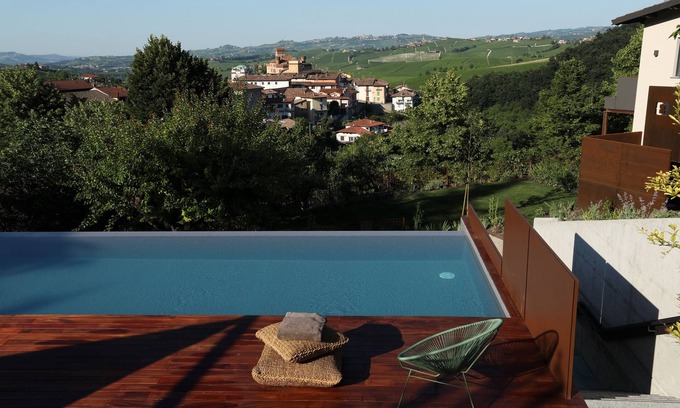 Barolo Apartment | Villa Carla Barolo: Vignarionda Suite