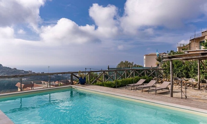 Schiazzano Villa | Villa Carteni in Massa Lubrense