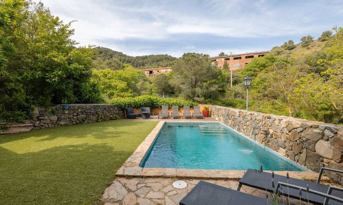 L'Argentera Villa | Villa 'Casa Argentera' with Mountain View, Private Pool and Wi-Fi