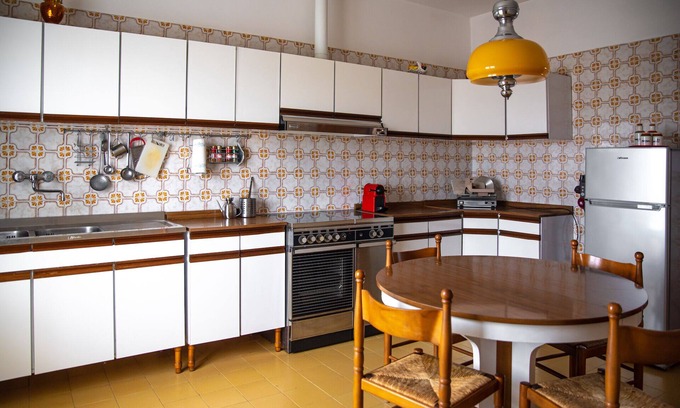 Acquaviva Villa | Villa 'Casa Catrosse' with Private Terrace, Shared Garden and Wi-Fi