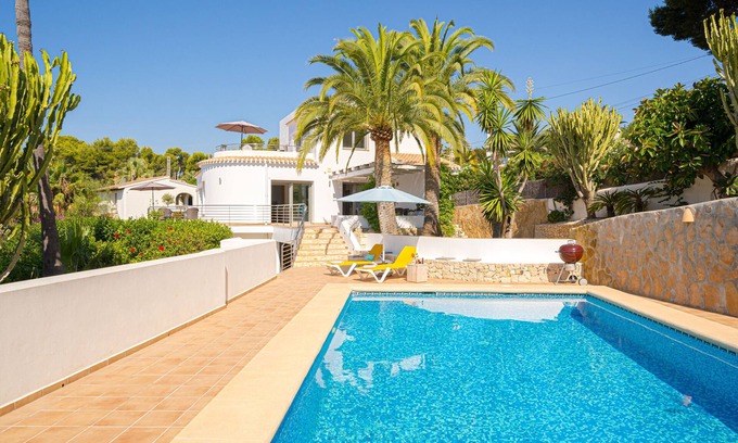 Moravit Villa | Villa "Casa Delfin" with Pool, Garden & Wi-Fi