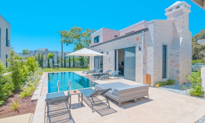 Yalı Villa | Villa Castello Private Pool