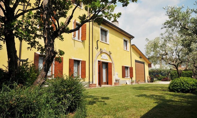 Colà Di Lazise Apartment | VILLA CLANI apartment