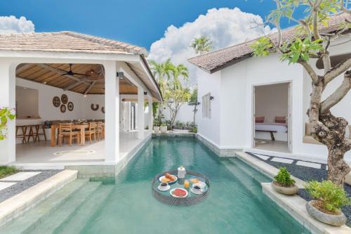 Nakula Villa | Villa Cocodrilos 2 - 3 BR private Villa in Seminyak