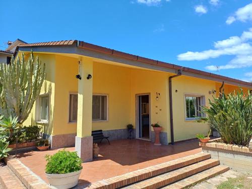 Brancaleone Marina Villa | Villa Colle