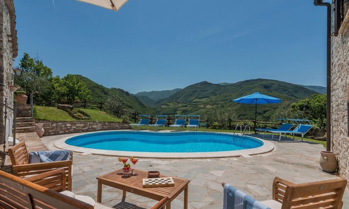 Acqualagna Villa | Villa Colombaia 10 - Three Bedroom Villa, Sleeps 10