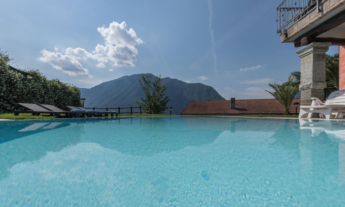 Colonno Villa | Villa "Colonno" with Lake View, Pool, Wi-Fi, A/C, Terrace & Garden