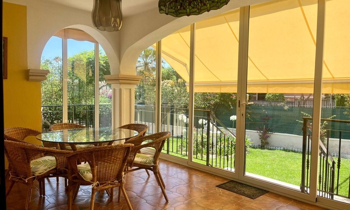 Hoya de los Patos Villa | Villa con Piscina en Club de Golf