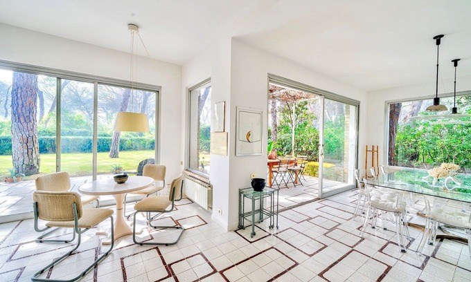 Roccamare Villa | VILLA CONCHIGLIA - Five Bedroom Villa, Sleeps 10