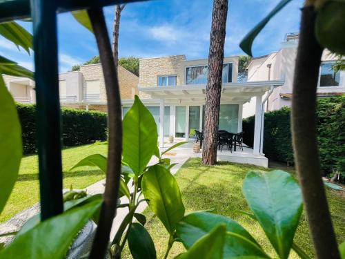 Ishem House | Villa Dëbora, Lura 3 Gjiri i Lalëzit