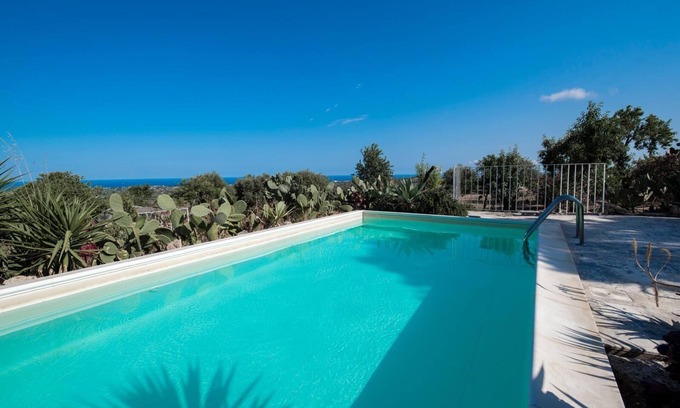 Avola House | Villa Dammuso with pool