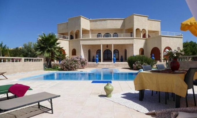 Ounagha Villa | Villa Dar Yobedi in Essaouira, swimming pool, hammam, ideal for families & groups