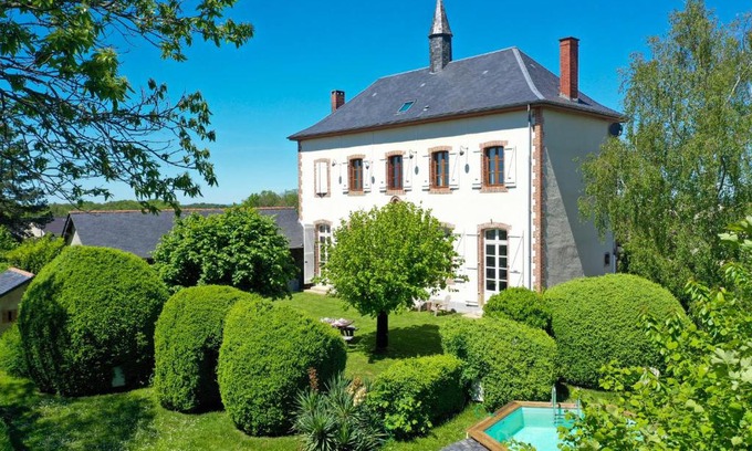 Troche Villa | Villa De Vacances l'Ancienne Ecole