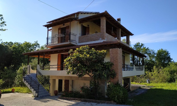 Vassilatika Villa | Villa Dimitris in Afra Village