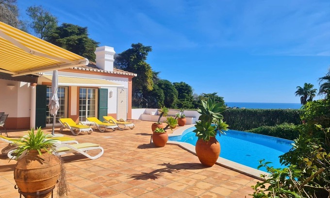 Calicas Villa | Villa Doce Vida with Pool and fantastic sea view, few minutes drive to the beach
