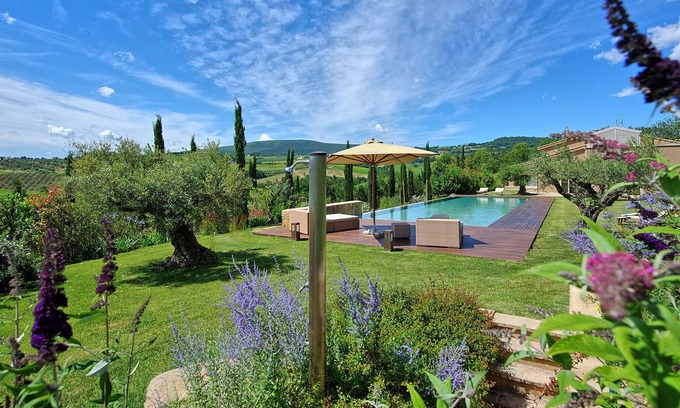 San Gimignano Villa | Villa Dora - Luxury villa with swimming pool in San Gimignano in Tuscany