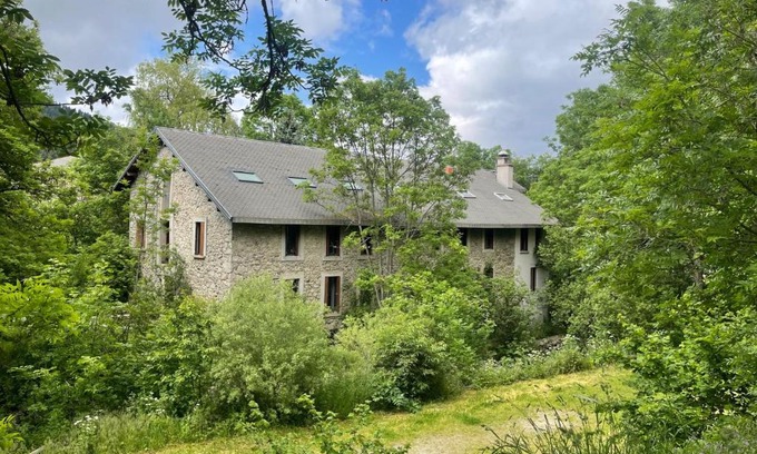 Formigueres House | Villa du Parc le Sapin