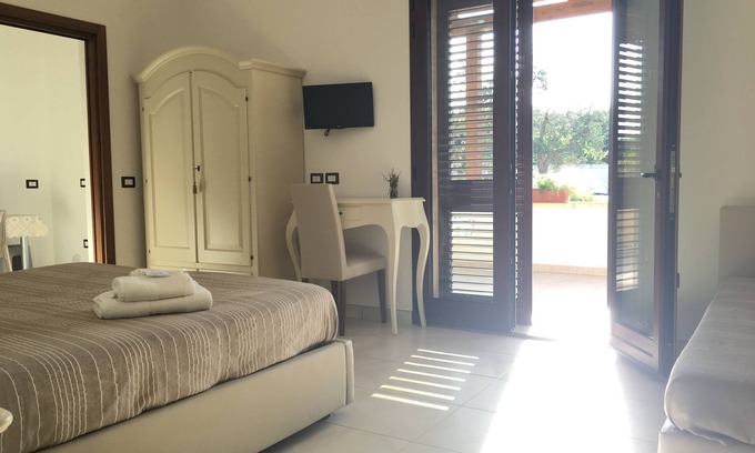 Borgagne Apartment | Villa Elia, Tenuta Le Scerze, apt. with kitchen, 2px