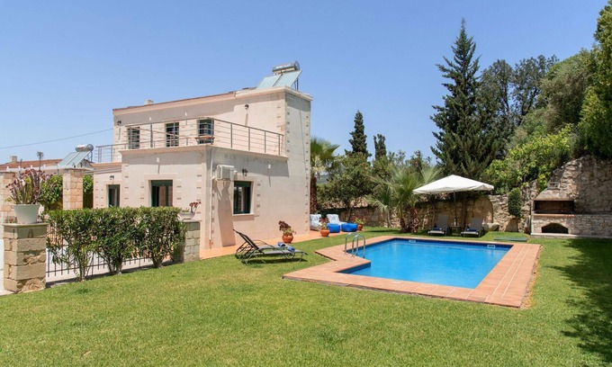Vryses Villa | Villa Elia – Vacation villa with private pool in Vrisses, Crete