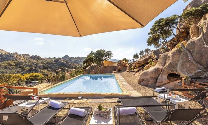 Costa Paradiso House | Villa Esmeralda - Free Wifi