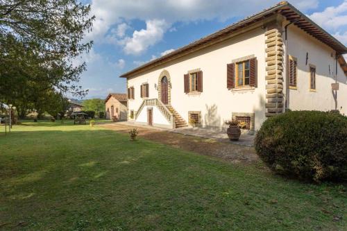 Vicchio Villa | Villa Eugenia Tuscany with private Pool, Sauna & Gym