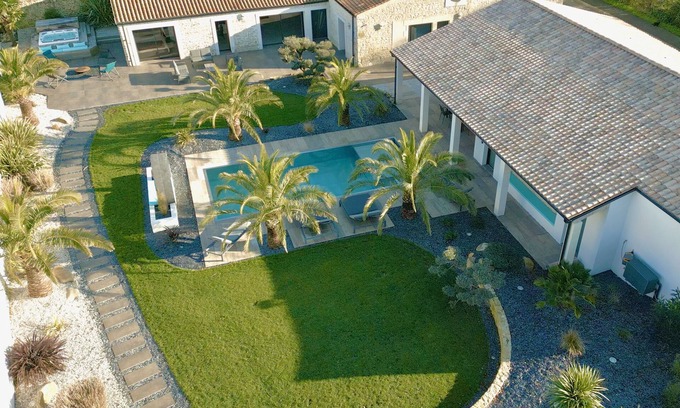 Andilly Villa | Villa Exceptionnelle Pour des Moments de Détente à 20 Minutes de LA Rochelle