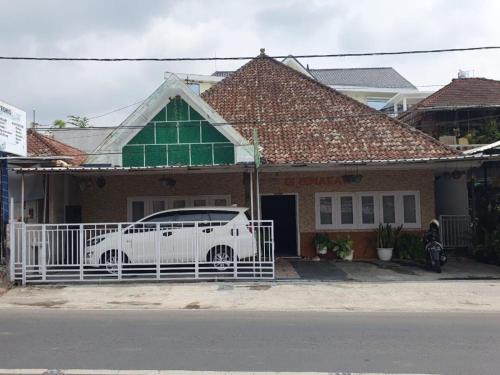 Sidomulyo Villa | Villa Exclusive 7 Kamar di Batu