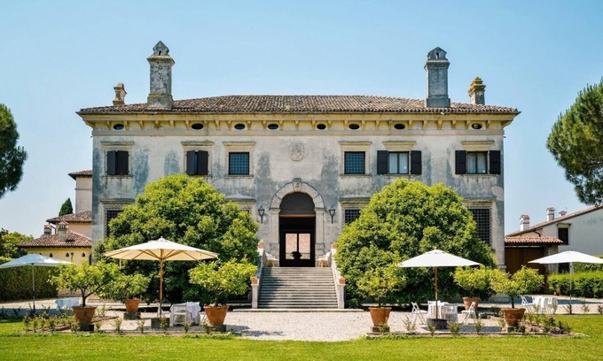 Bussolengo Villa | Villa Fabrizia - Private villa with pool in Veneto