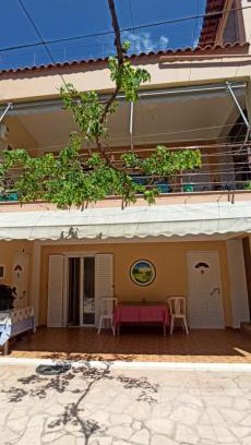 Piqeras Apartment | Villa family Bitri