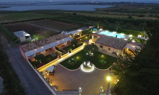 Santa Maria del Focallo Villa | Villa Fenicottero - A Charming Oasis in Nature