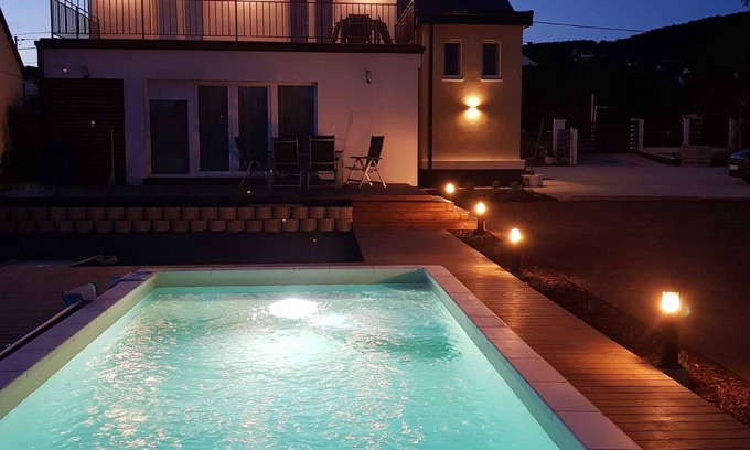 Revfulop Apartment | Villa Field6 - Entire villa
