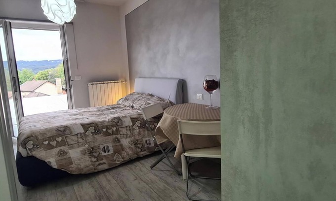 Avigliana House | VILLA FIORITA LAKE VIEW APARTMENT