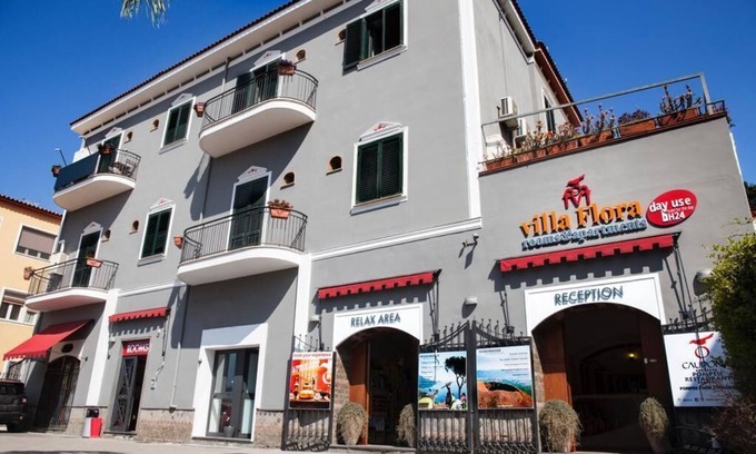 Pompei House | Villa Flora